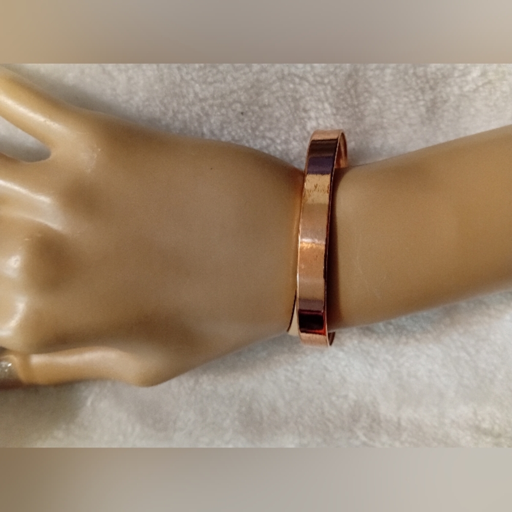 Minimalist Rose Gold Bangle Bracelet